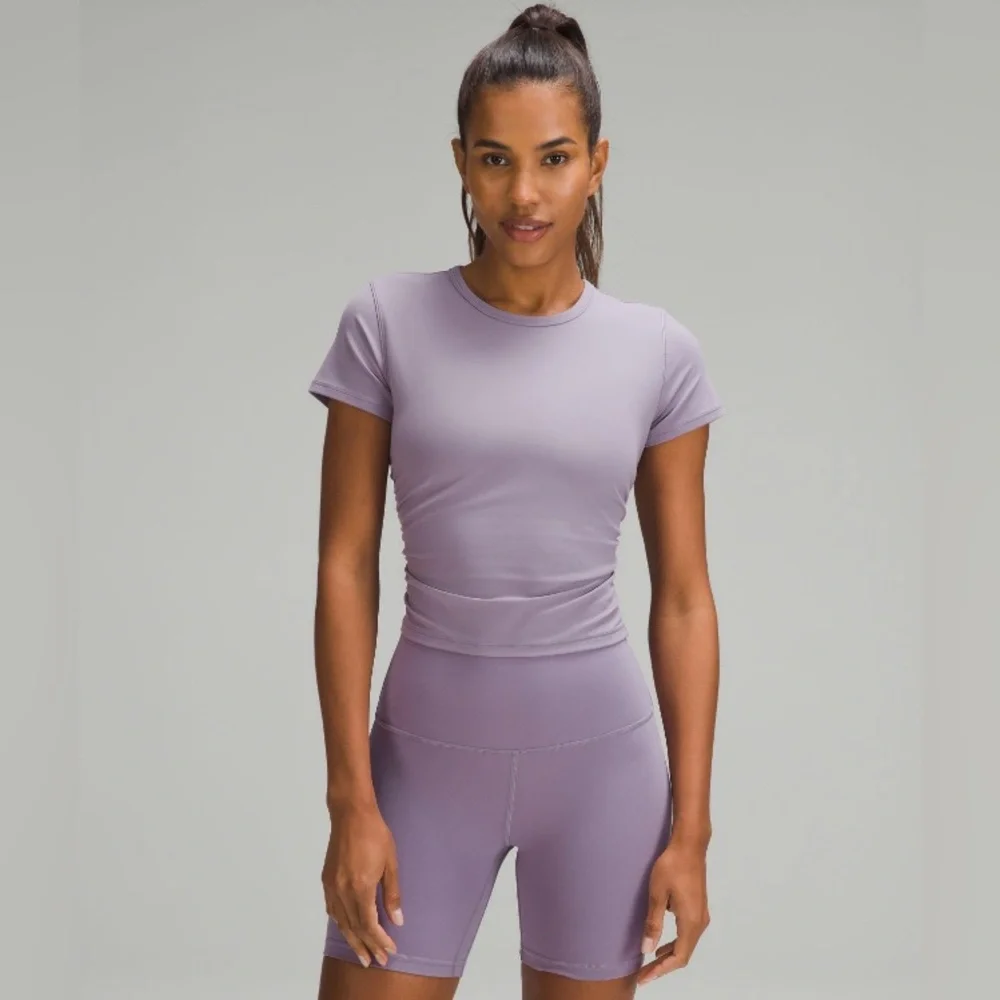 Lululemon Top - Picture 1 of 3